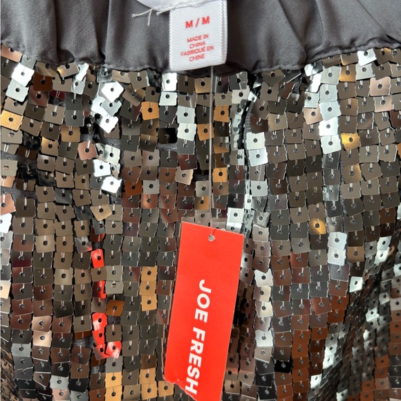 Joe Fresh Silver Skirt with Sequin Detail for Cocktail - Picture 3 of 6